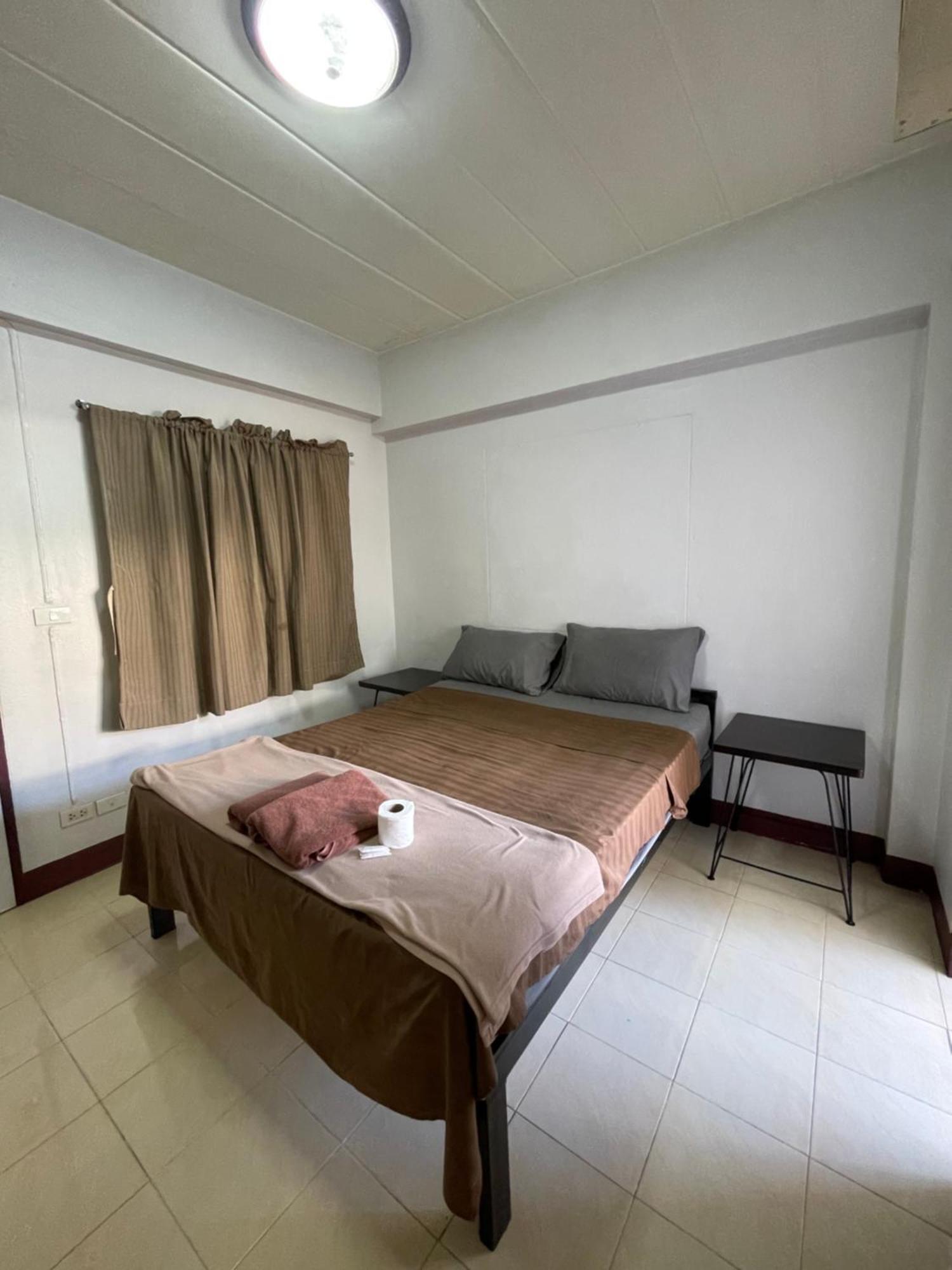 Jj Guesthouse Chiang Mai Buitenkant foto