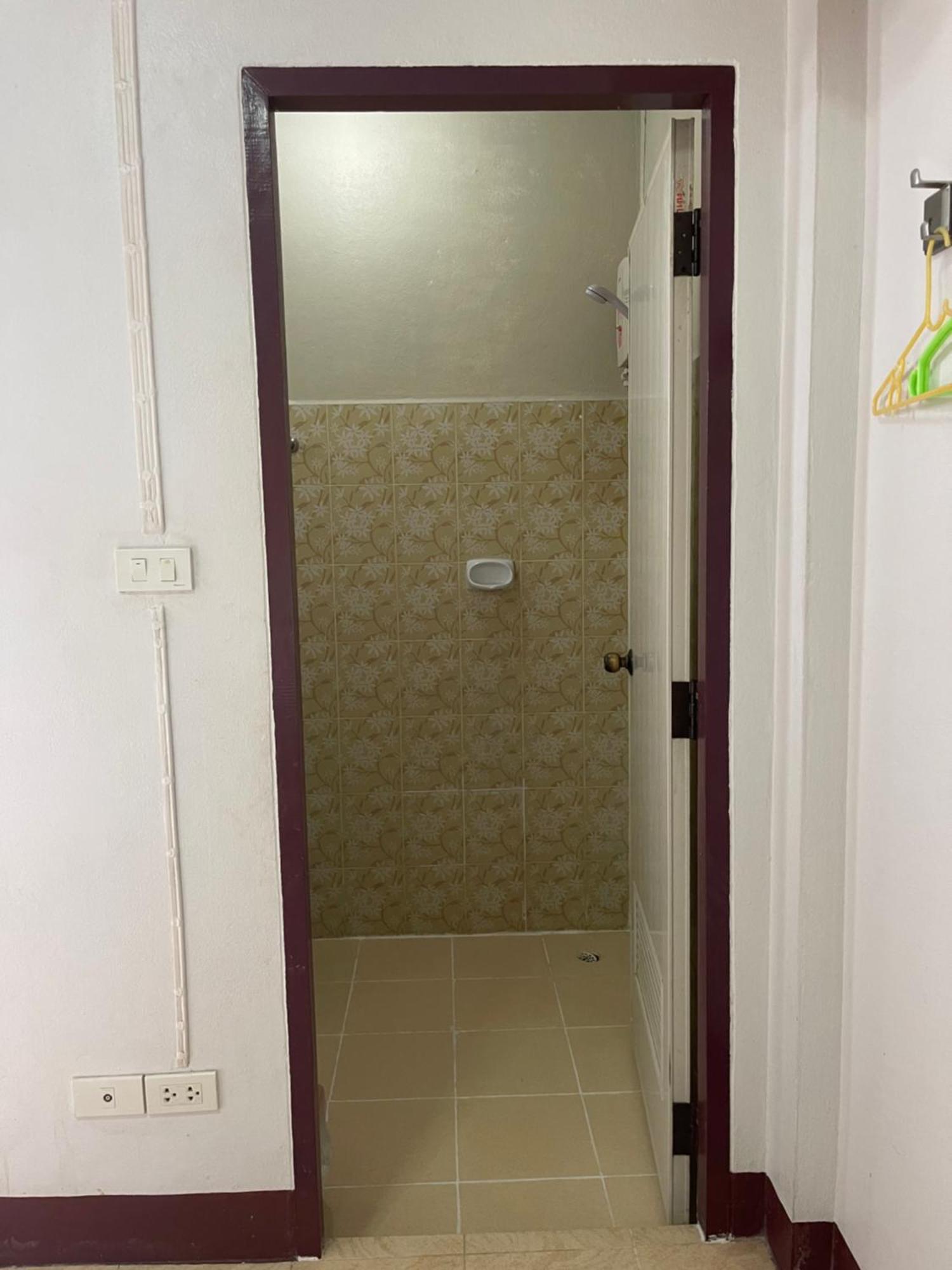 Jj Guesthouse Chiang Mai Buitenkant foto