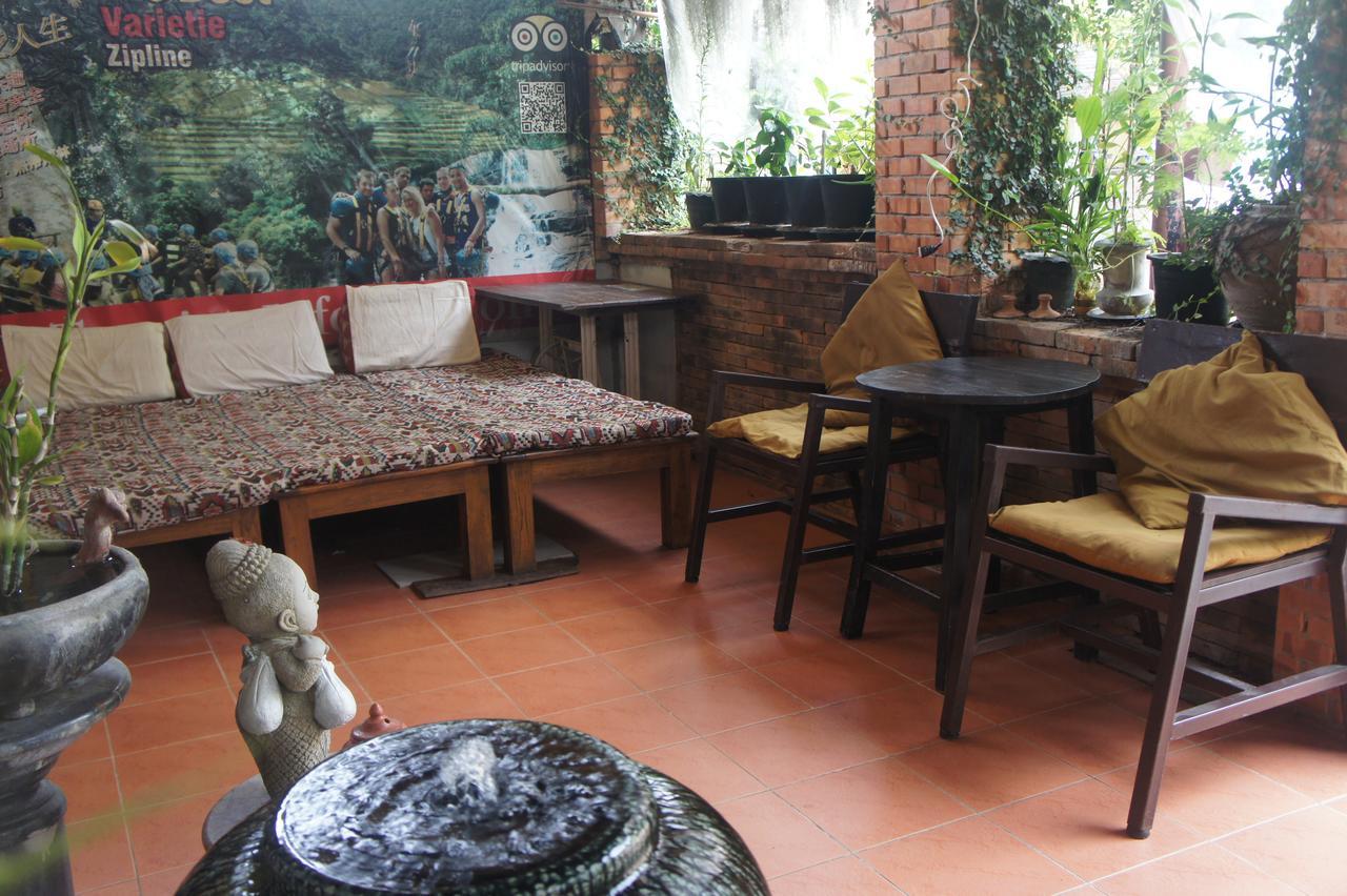 Jj Guesthouse Chiang Mai Buitenkant foto